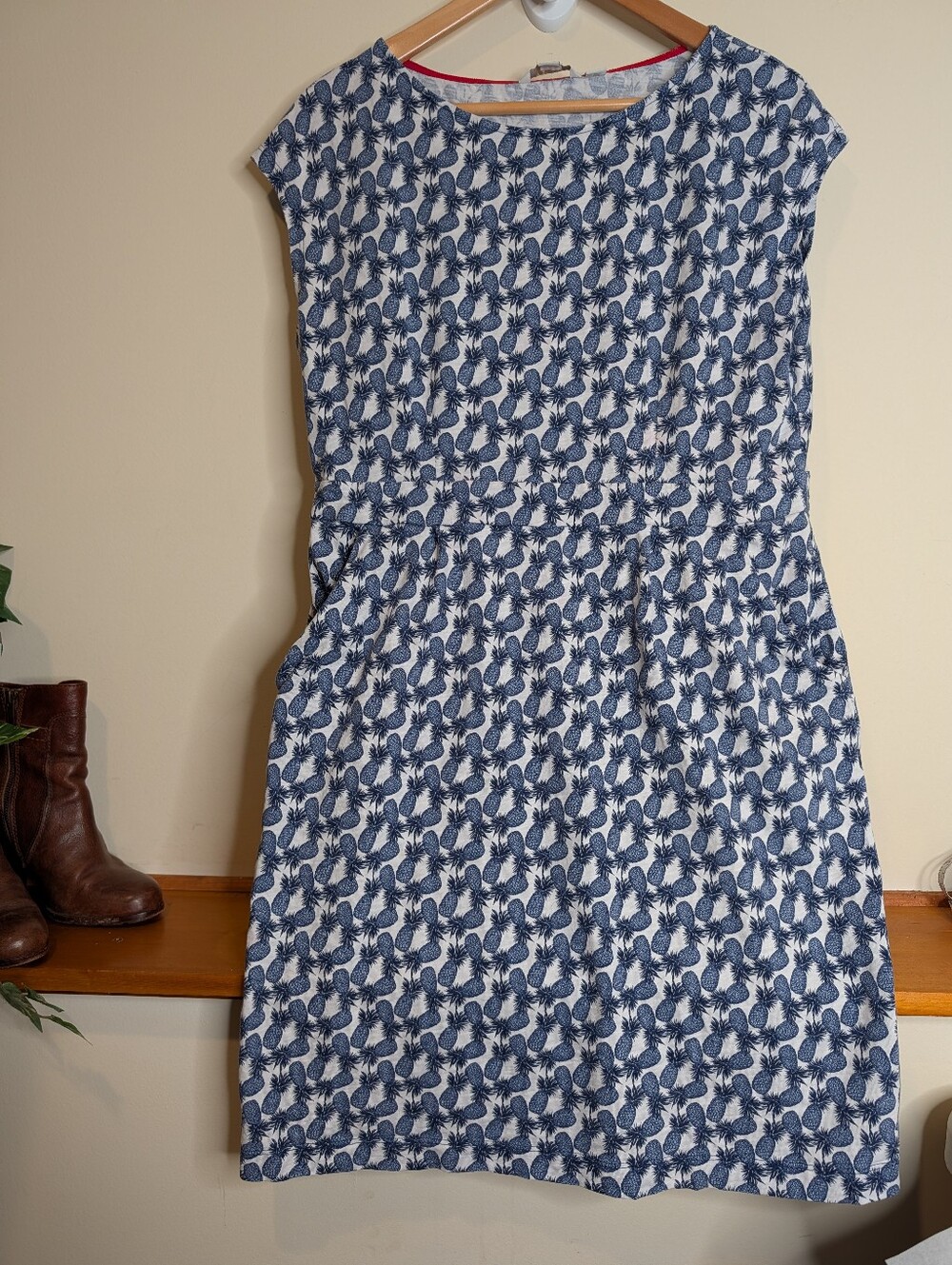 Boden Dress Womens US 16 Navy Pineapple Print Sleeveless Shift Dress Pockets
